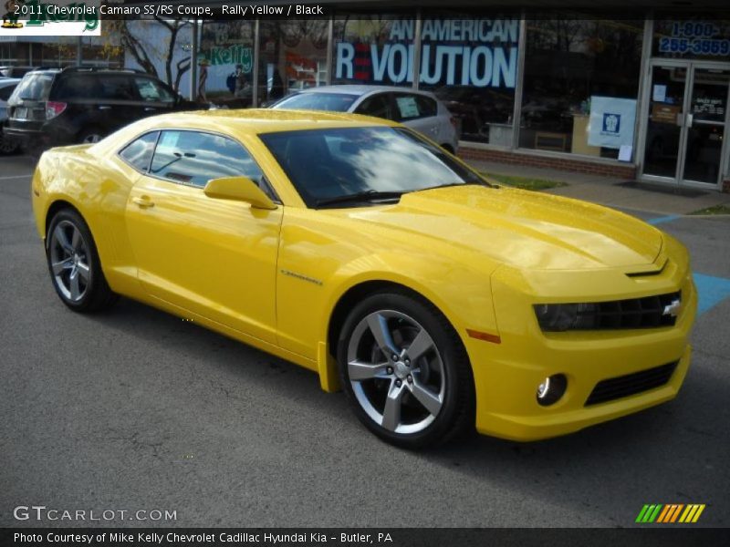 Front 3/4 View of 2011 Camaro SS/RS Coupe