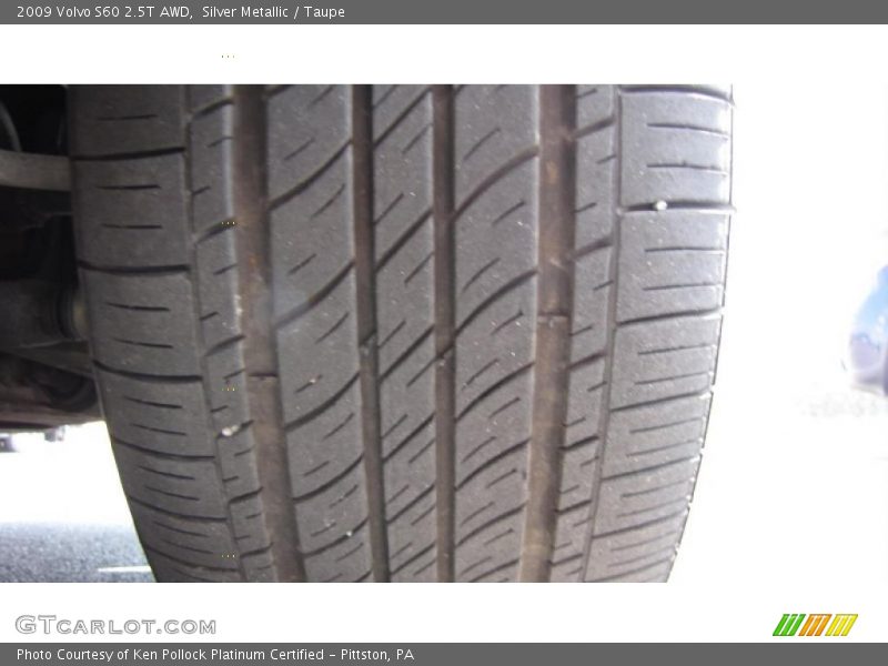 Silver Metallic / Taupe 2009 Volvo S60 2.5T AWD