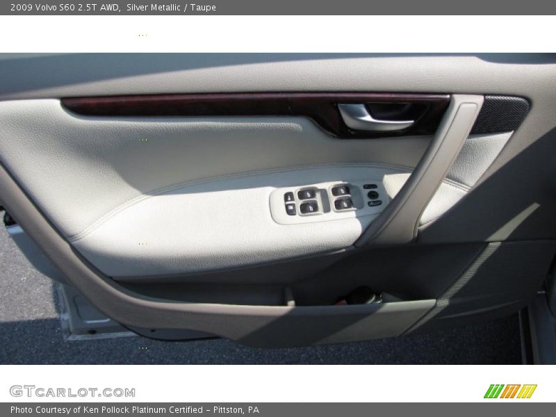 Silver Metallic / Taupe 2009 Volvo S60 2.5T AWD