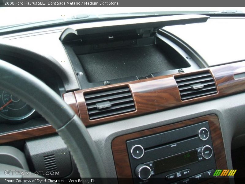 Light Sage Metallic / Medium Light Stone 2008 Ford Taurus SEL