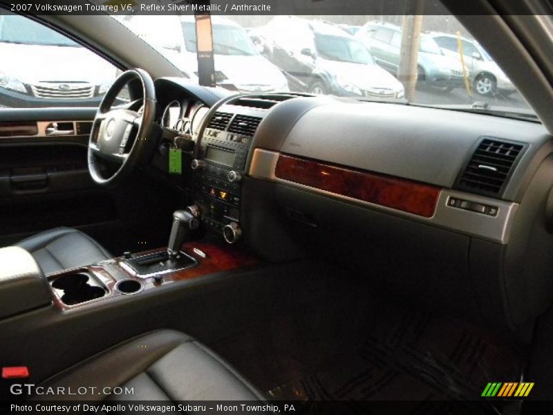 Reflex Silver Metallic / Anthracite 2007 Volkswagen Touareg V6