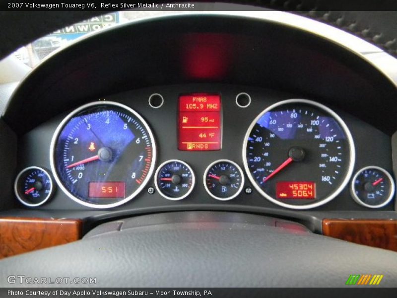 Reflex Silver Metallic / Anthracite 2007 Volkswagen Touareg V6
