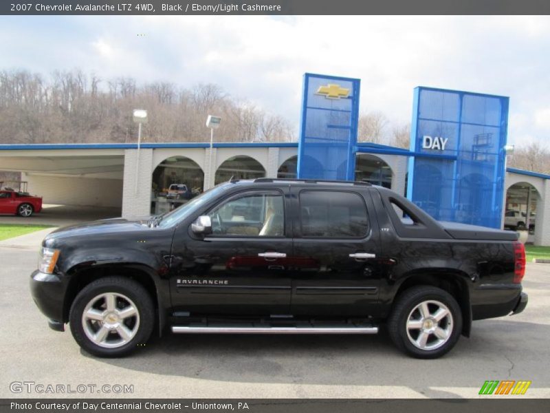 Black / Ebony/Light Cashmere 2007 Chevrolet Avalanche LTZ 4WD