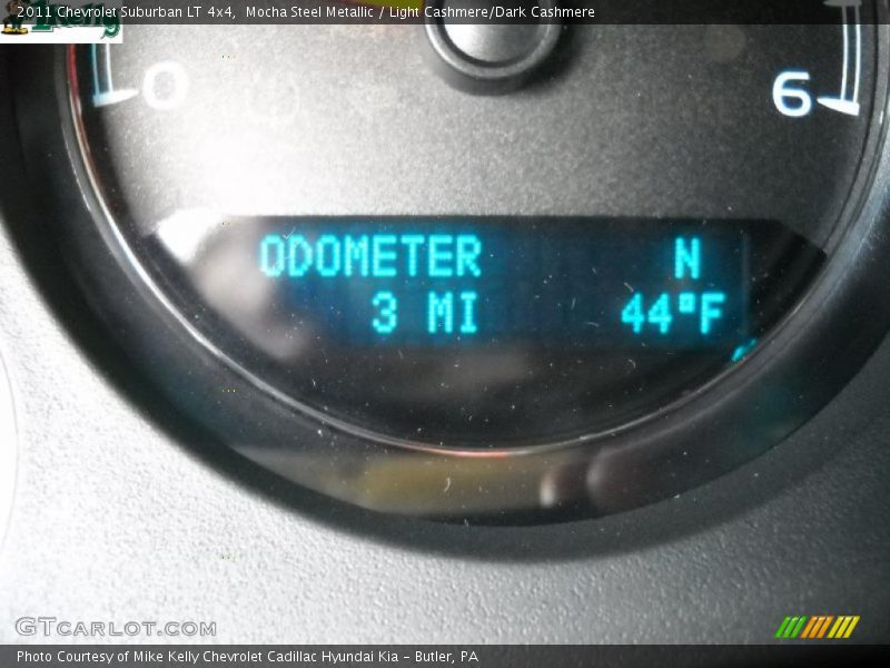 Mocha Steel Metallic / Light Cashmere/Dark Cashmere 2011 Chevrolet Suburban LT 4x4