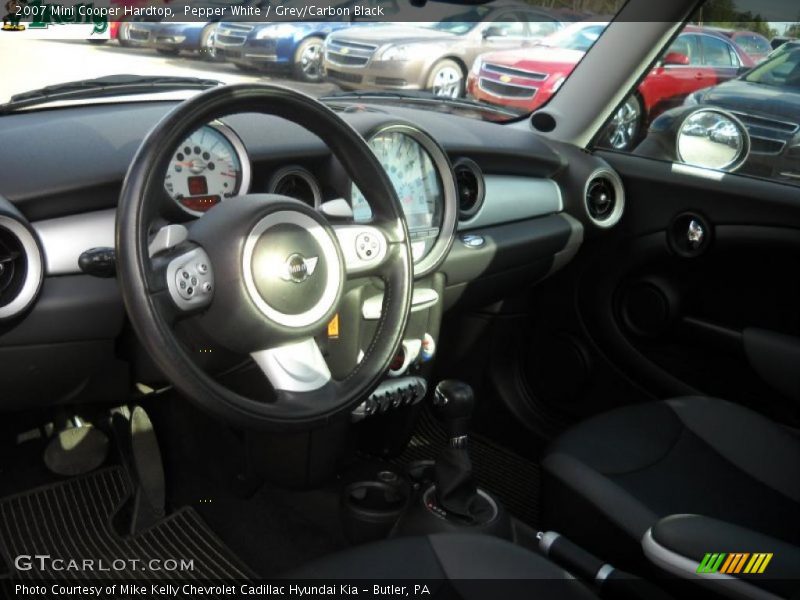 Pepper White / Grey/Carbon Black 2007 Mini Cooper Hardtop
