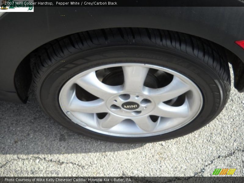 Pepper White / Grey/Carbon Black 2007 Mini Cooper Hardtop