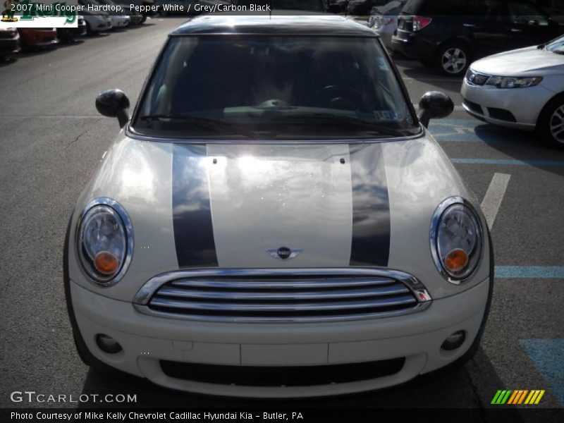 Pepper White / Grey/Carbon Black 2007 Mini Cooper Hardtop