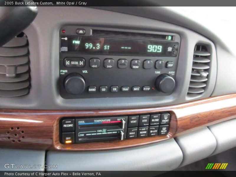 White Opal / Gray 2005 Buick LeSabre Custom