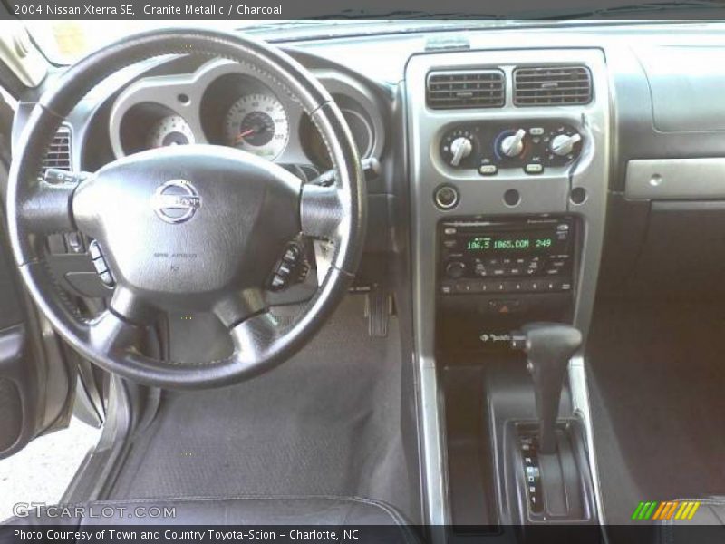 Granite Metallic / Charcoal 2004 Nissan Xterra SE