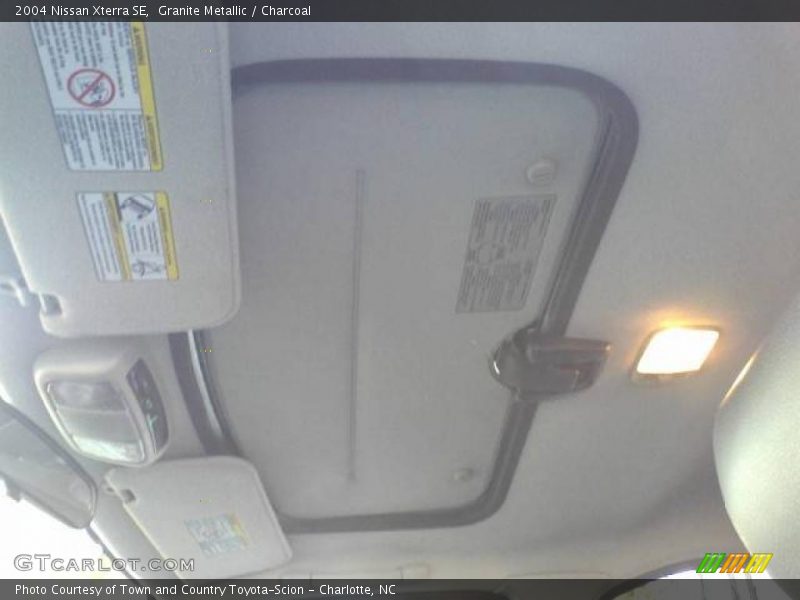 Granite Metallic / Charcoal 2004 Nissan Xterra SE