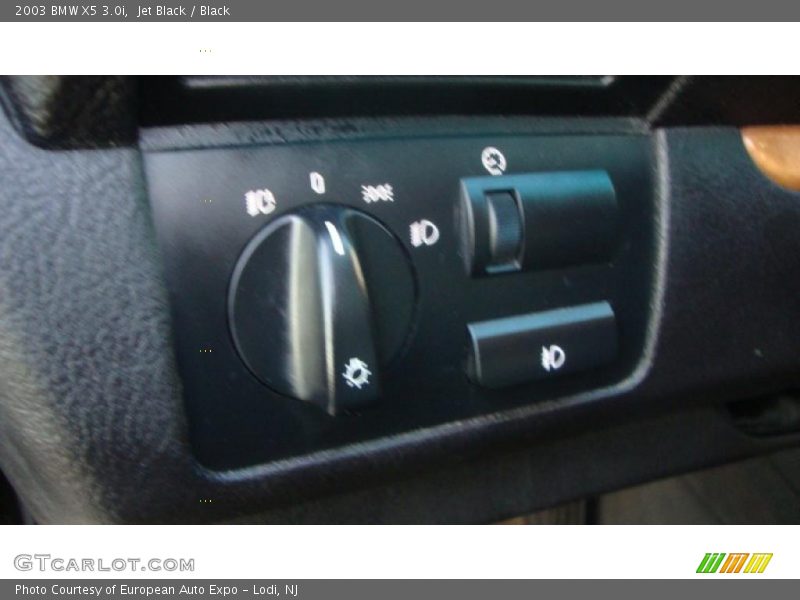 Jet Black / Black 2003 BMW X5 3.0i