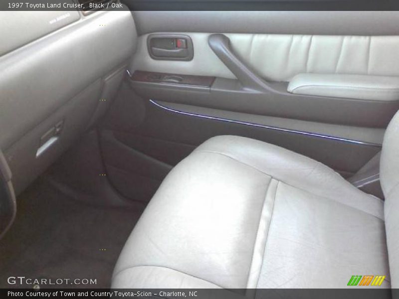 Black / Oak 1997 Toyota Land Cruiser