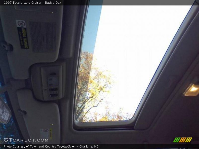 Black / Oak 1997 Toyota Land Cruiser