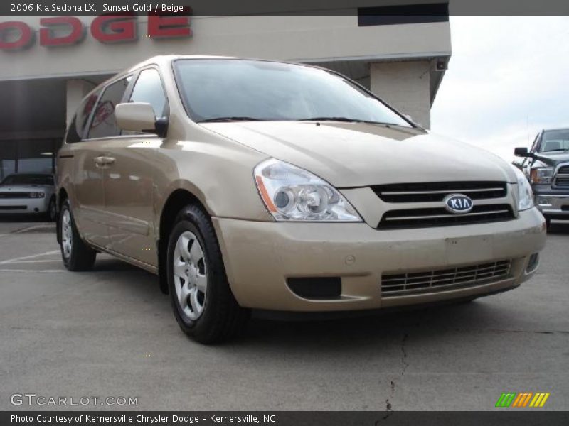 Sunset Gold / Beige 2006 Kia Sedona LX