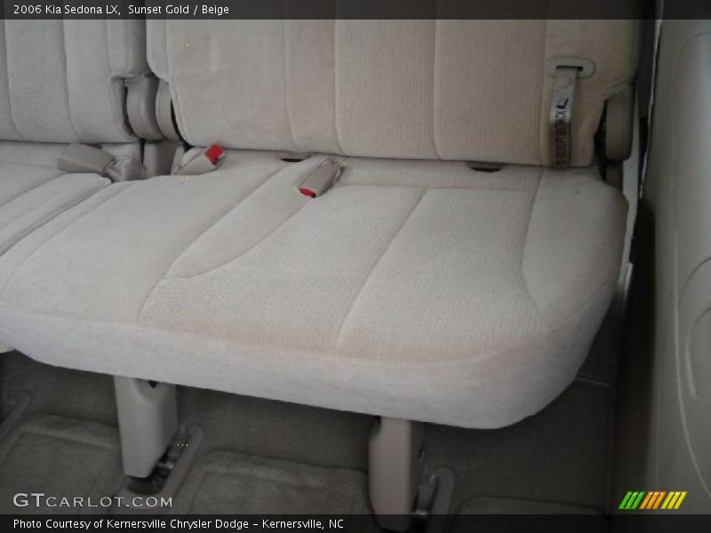 Sunset Gold / Beige 2006 Kia Sedona LX