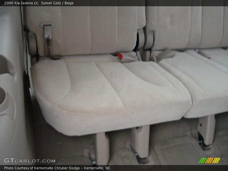 Sunset Gold / Beige 2006 Kia Sedona LX