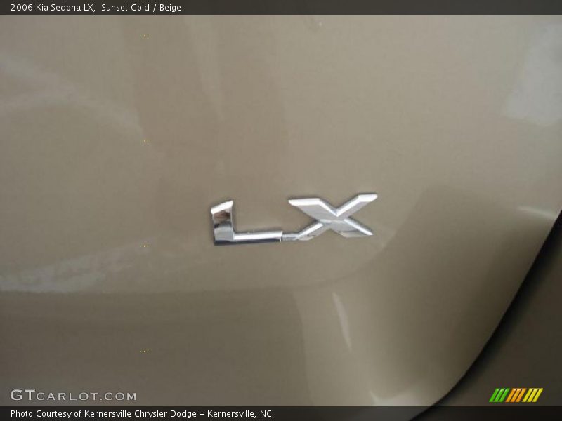 Sunset Gold / Beige 2006 Kia Sedona LX