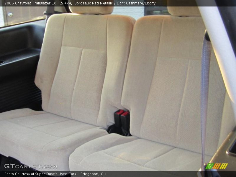 Bordeaux Red Metallic / Light Cashmere/Ebony 2006 Chevrolet TrailBlazer EXT LS 4x4