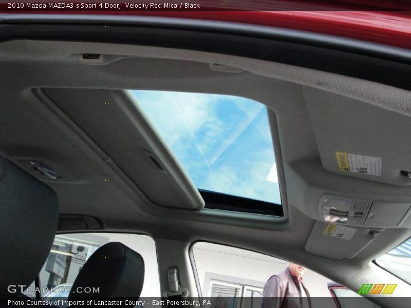 Sunroof of 2010 MAZDA3 s Sport 4 Door