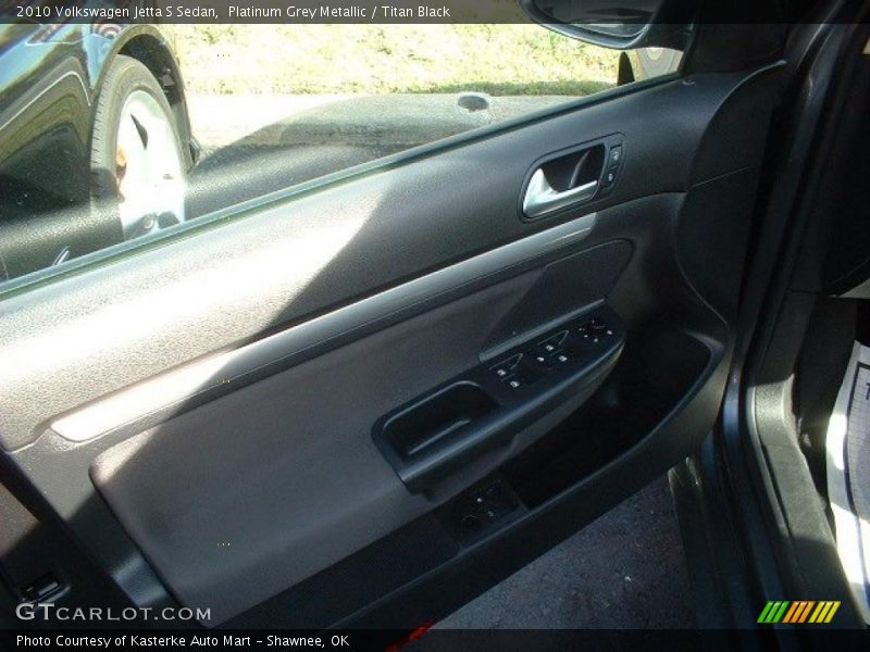 Platinum Grey Metallic / Titan Black 2010 Volkswagen Jetta S Sedan