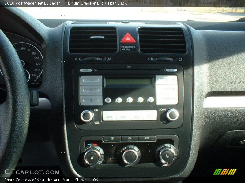 Platinum Grey Metallic / Titan Black 2010 Volkswagen Jetta S Sedan