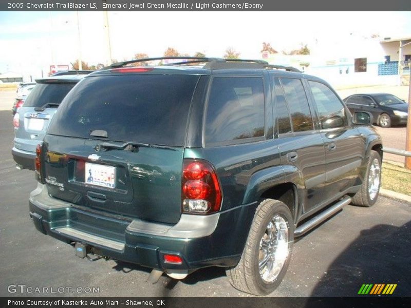 Emerald Jewel Green Metallic / Light Cashmere/Ebony 2005 Chevrolet TrailBlazer LS