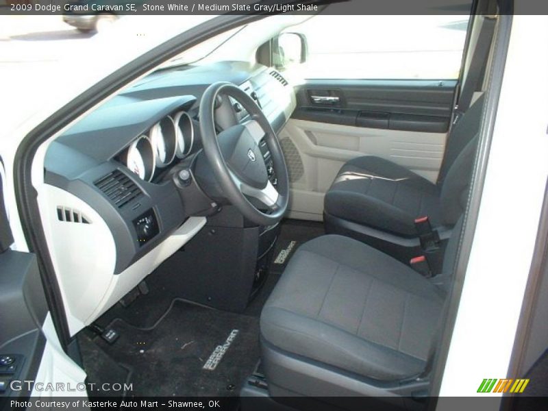 Stone White / Medium Slate Gray/Light Shale 2009 Dodge Grand Caravan SE