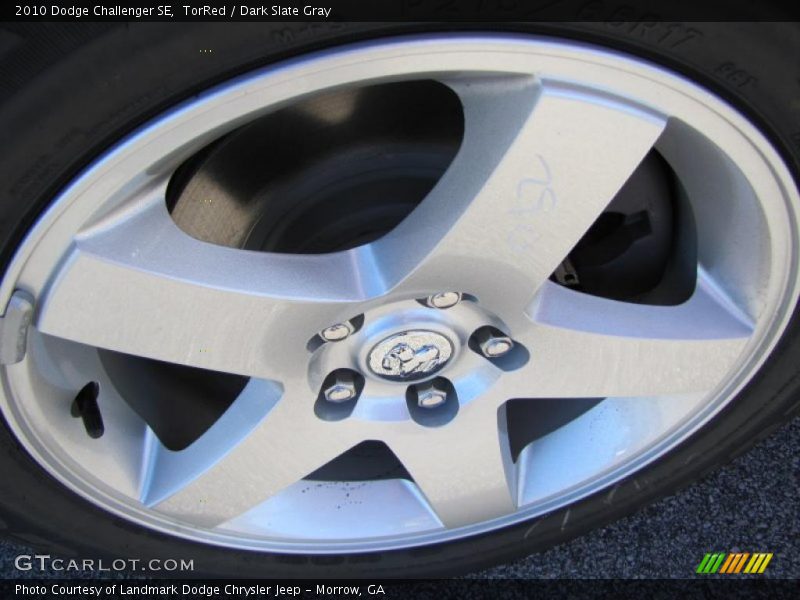 TorRed / Dark Slate Gray 2010 Dodge Challenger SE