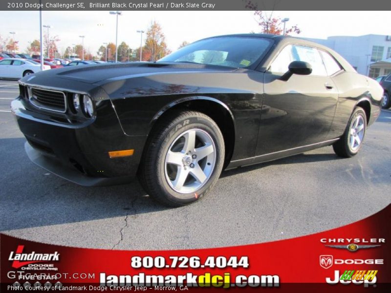 Brilliant Black Crystal Pearl / Dark Slate Gray 2010 Dodge Challenger SE