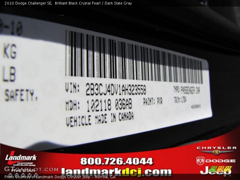 Brilliant Black Crystal Pearl / Dark Slate Gray 2010 Dodge Challenger SE