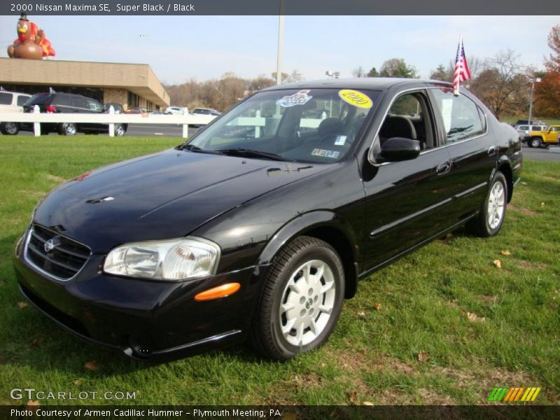 Super Black / Black 2000 Nissan Maxima SE