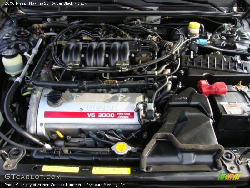 Super Black / Black 2000 Nissan Maxima SE