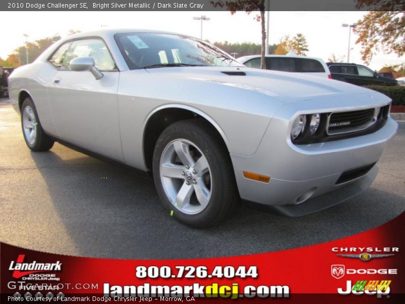 Bright Silver Metallic / Dark Slate Gray 2010 Dodge Challenger SE