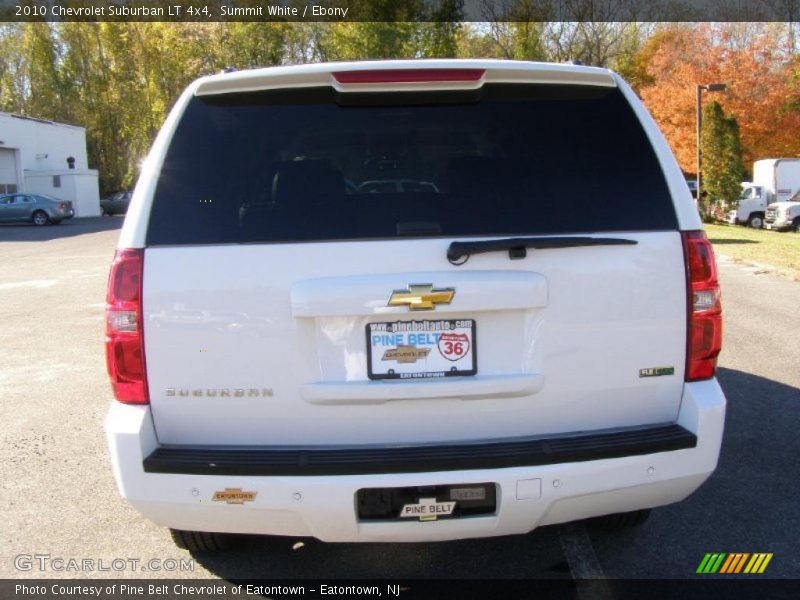 Summit White / Ebony 2010 Chevrolet Suburban LT 4x4