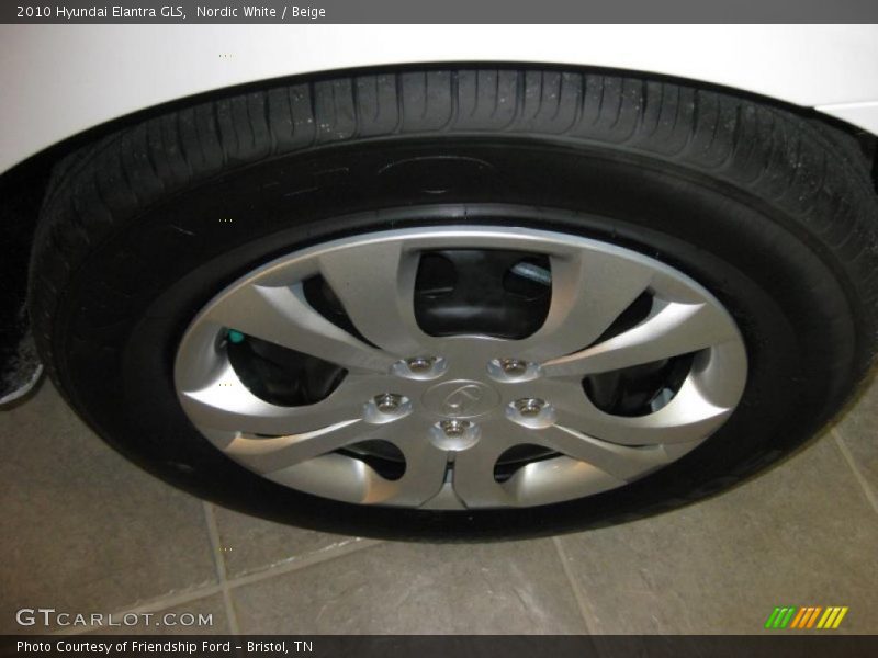 Nordic White / Beige 2010 Hyundai Elantra GLS