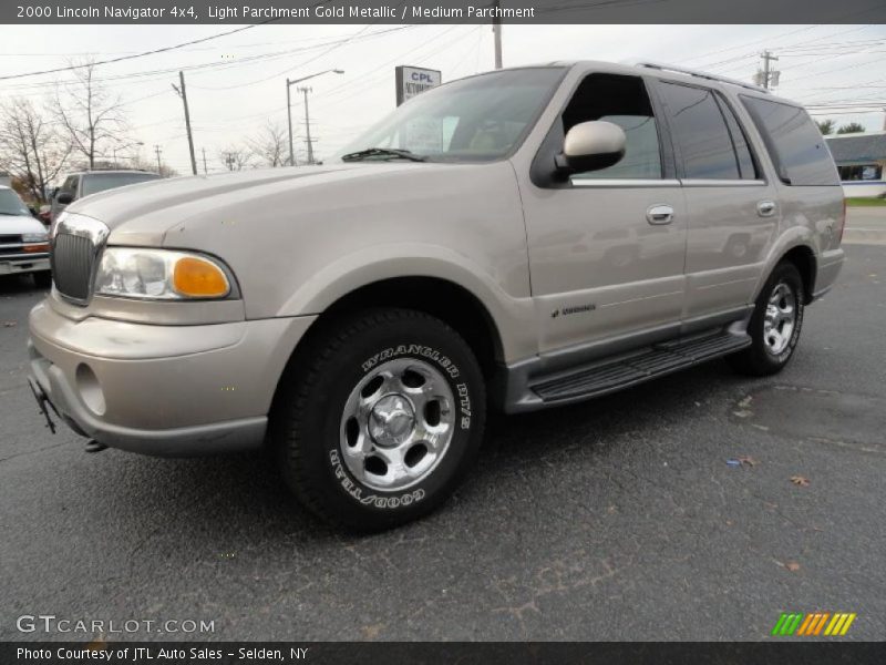 Light Parchment Gold Metallic / Medium Parchment 2000 Lincoln Navigator 4x4