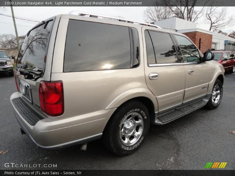 Light Parchment Gold Metallic / Medium Parchment 2000 Lincoln Navigator 4x4