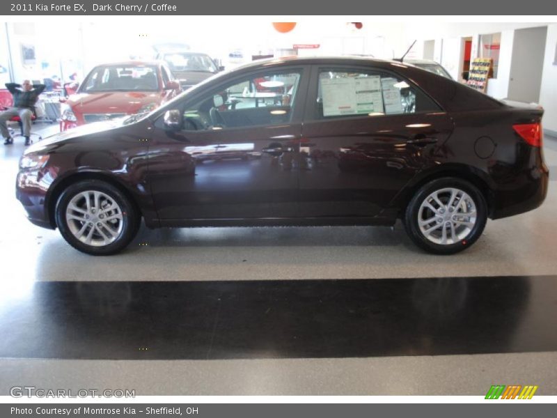 Dark Cherry / Coffee 2011 Kia Forte EX