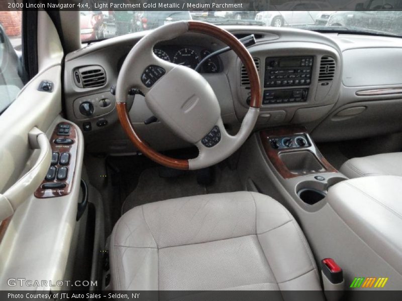  2000 Navigator 4x4 Medium Parchment Interior