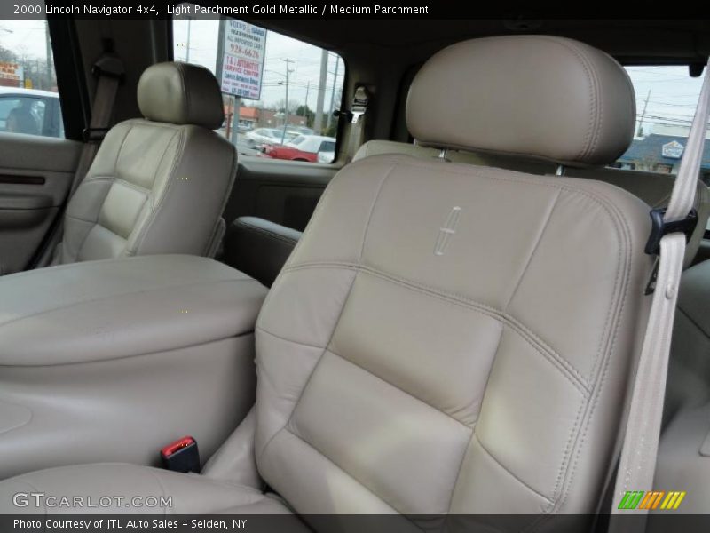  2000 Navigator 4x4 Medium Parchment Interior