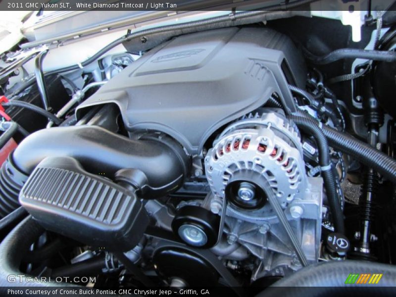 White Diamond Tintcoat / Light Tan 2011 GMC Yukon SLT