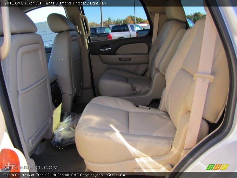 White Diamond Tintcoat / Light Tan 2011 GMC Yukon SLT