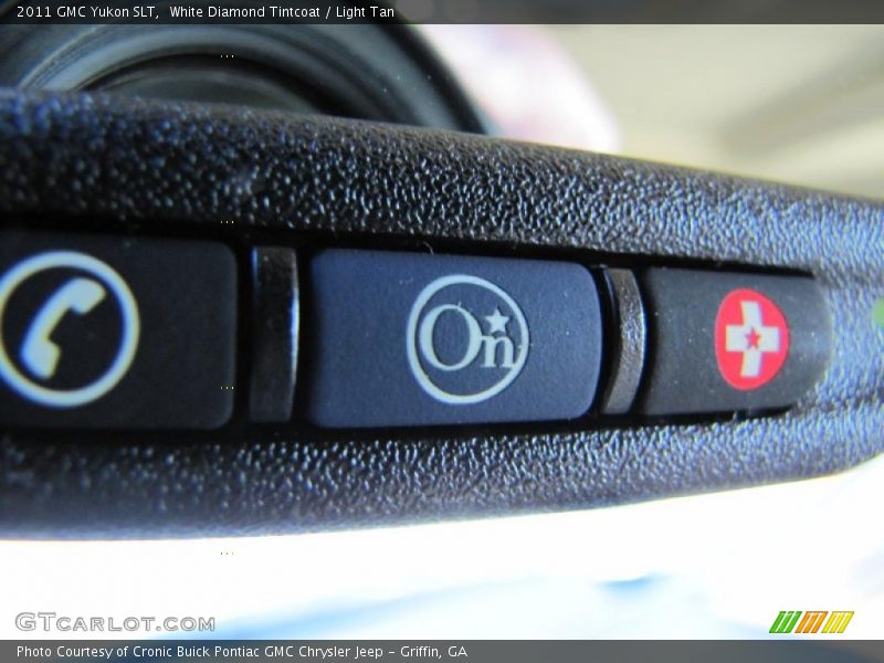 White Diamond Tintcoat / Light Tan 2011 GMC Yukon SLT