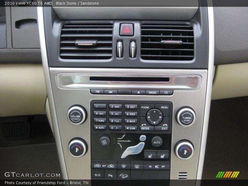 Controls of 2010 XC60 T6 AWD