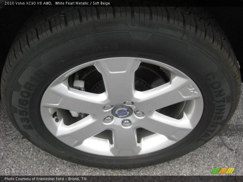 White Pearl Metallic / Soft Beige 2010 Volvo XC90 V8 AWD