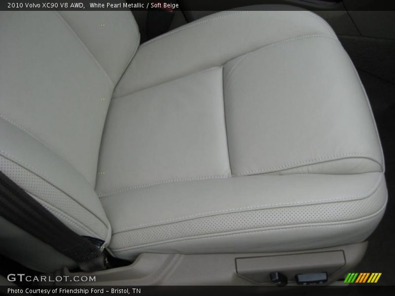 White Pearl Metallic / Soft Beige 2010 Volvo XC90 V8 AWD