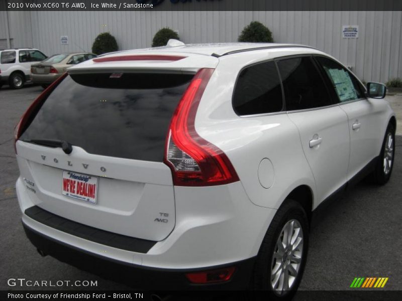 Ice White / Sandstone 2010 Volvo XC60 T6 AWD