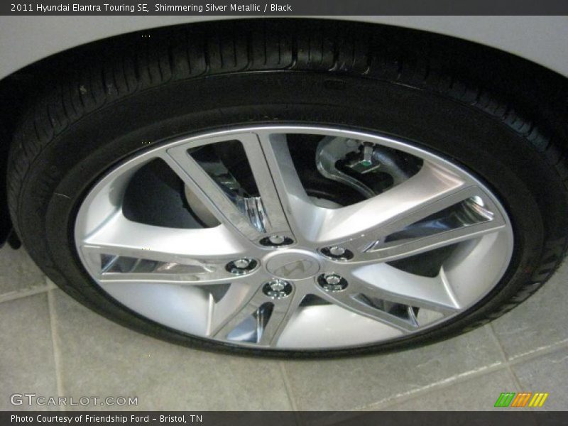 Shimmering Silver Metallic / Black 2011 Hyundai Elantra Touring SE