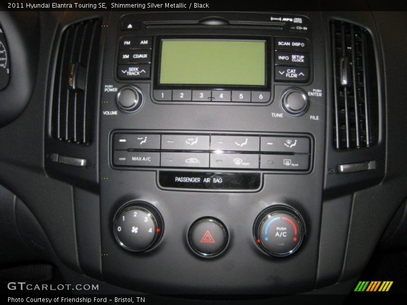Shimmering Silver Metallic / Black 2011 Hyundai Elantra Touring SE