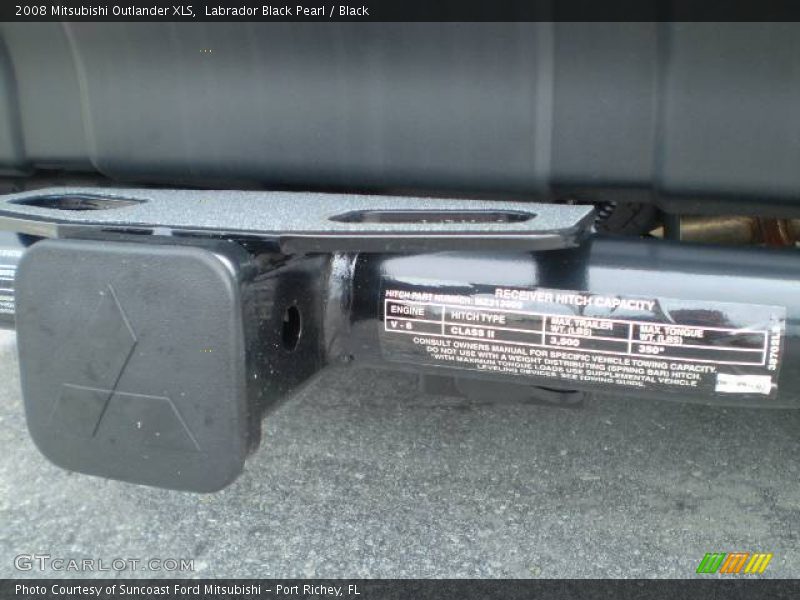 Labrador Black Pearl / Black 2008 Mitsubishi Outlander XLS